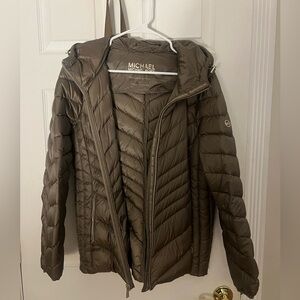 Micheal Kors Chevron Logo Print Quilted Nylon